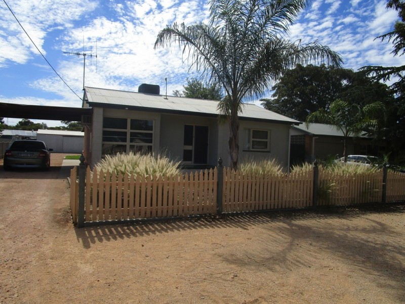 6 Obst Street, Berri SA 5343