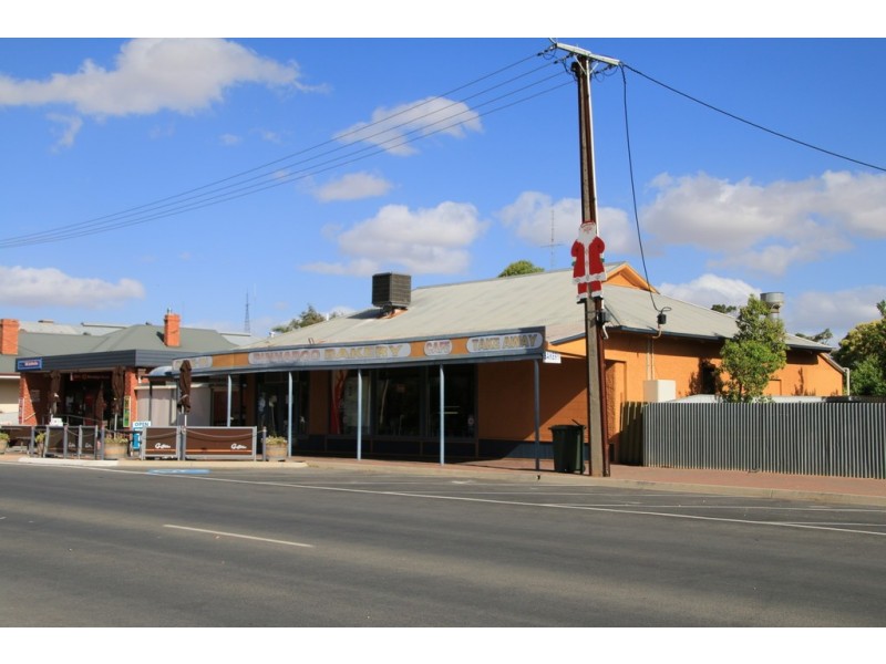 12 Railway Tce Sth, Pinnaroo SA 5304