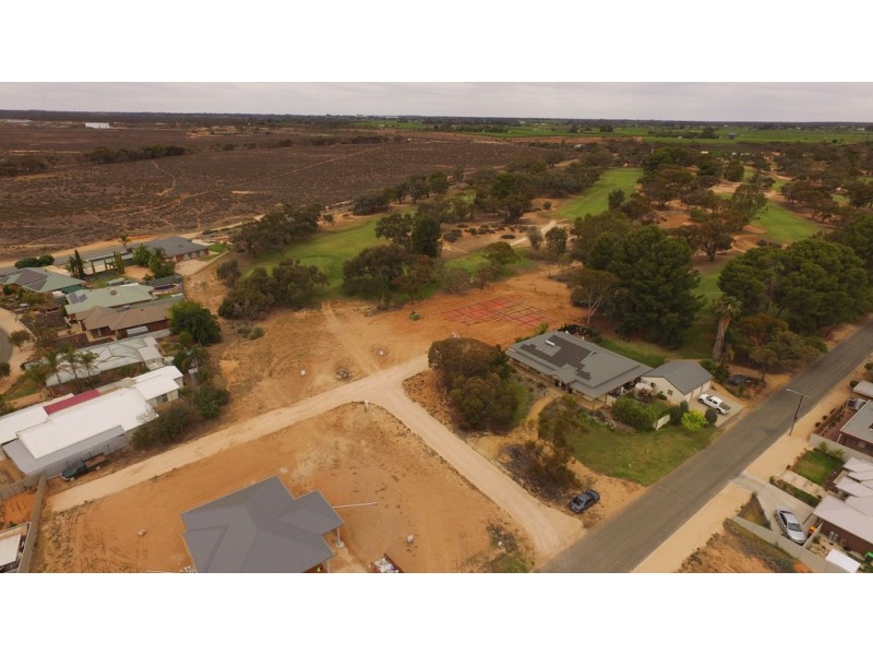 10 Fairway Avenue, Barmera SA 5345