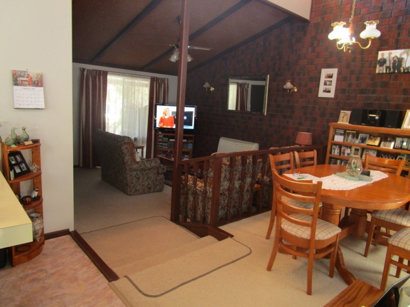 Unit 2/3 Garrard St, Barmera SA 5345