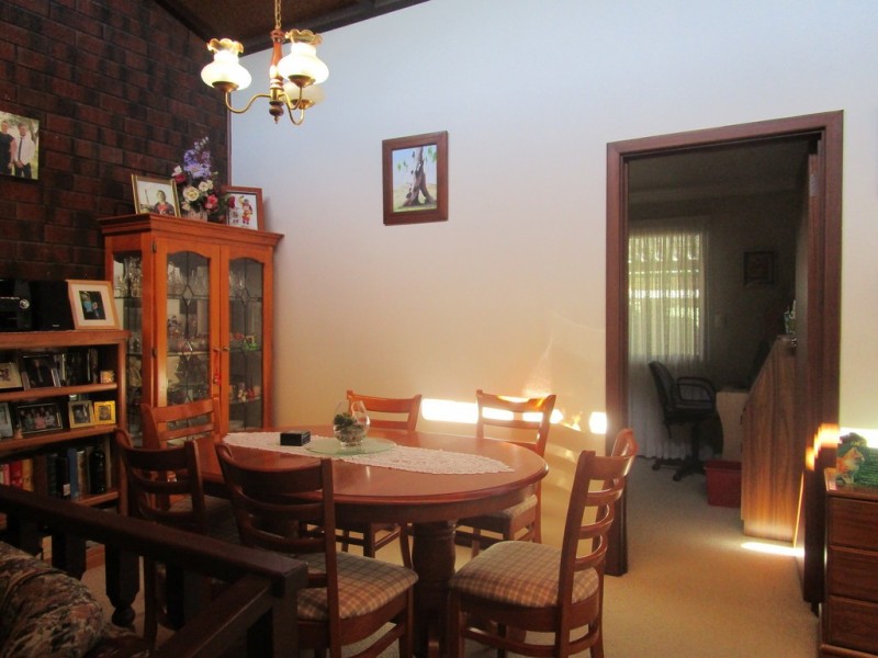 Unit 2/3 Garrard St, Barmera SA 5345