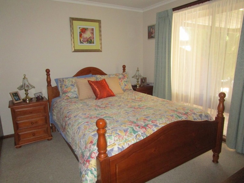 Unit 2/3 Garrard St, Barmera SA 5345