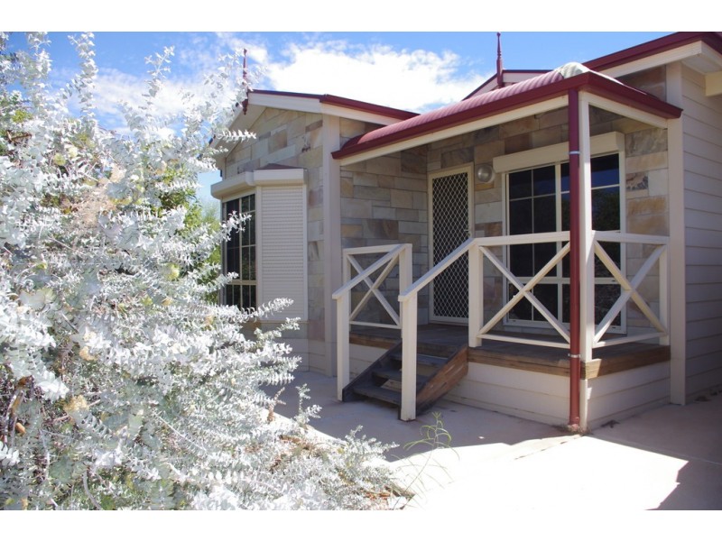 11 Callitris Circuit, Roxby Downs SA 5725