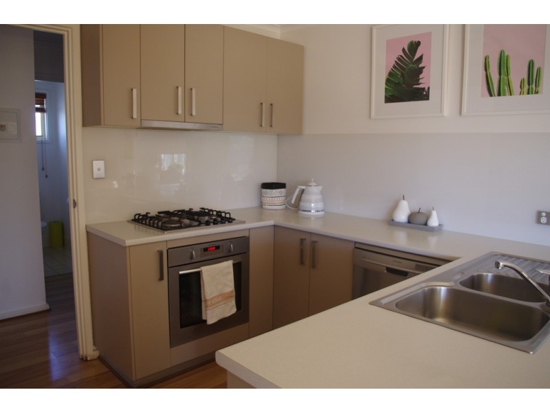 35 Quandong Street, Roxby Downs SA 5725