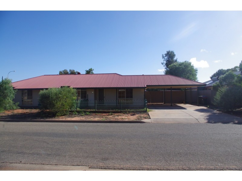 19 Santalum Way, Roxby Downs SA 5725