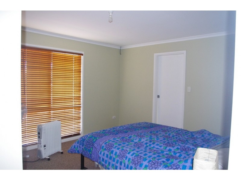 19 Santalum Way, Roxby Downs SA 5725