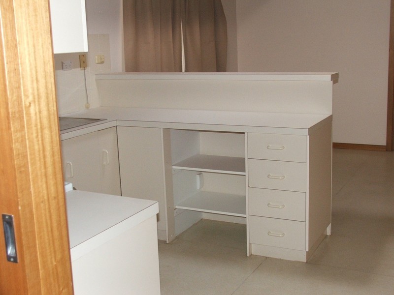 13 Booromi St, Woomera SA 5720