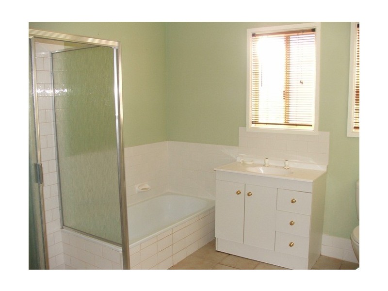 65 Pioneer Drive, Roxby Downs SA 5725