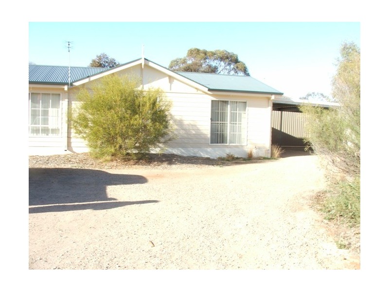 10 Kennebery Crescent, Roxby Downs SA 5725