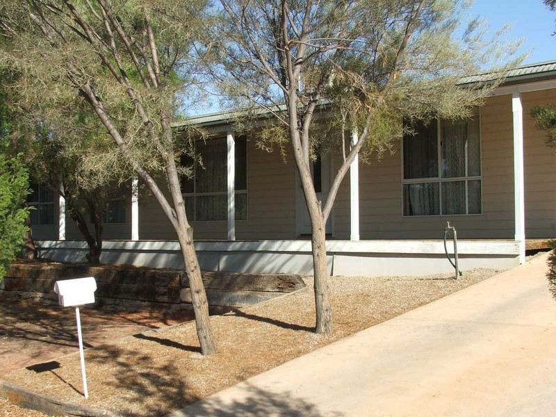 5 Finniss Street, Roxby Downs SA 5725