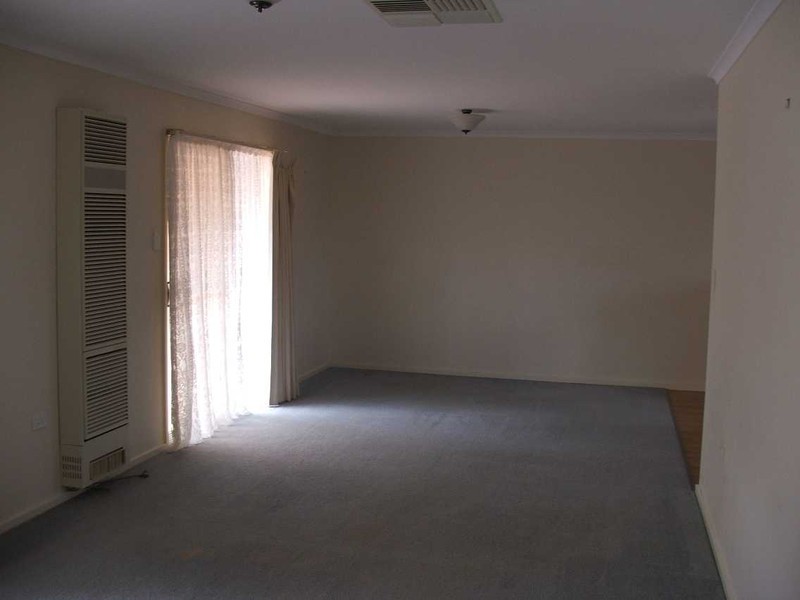 11/11 Pine Crescent, Roxby Downs SA 5725