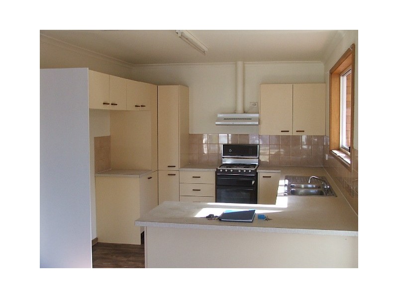 13A Kennebery Crescent, Roxby Downs SA 5725