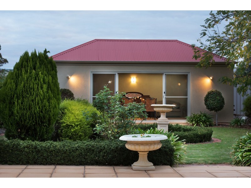 212 McKenzie Road, Barmera SA 5345