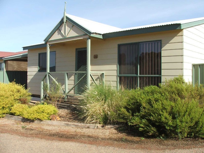 22 Melaleuca Cr, Myall Grove Caravan Park, Roxby Downs SA 5725
