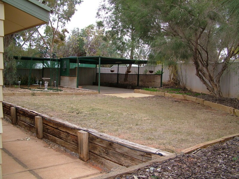 4 Anna Court, Roxby Downs SA 5725