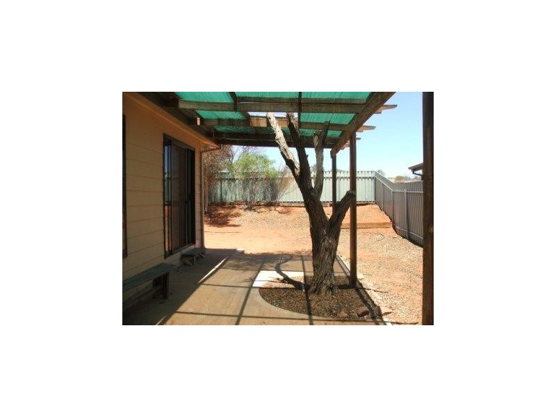 42A Tiliqua Crescent, Roxby Downs SA 5725