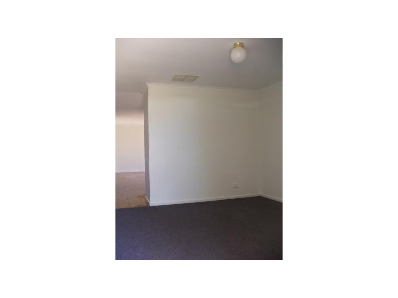42A Tiliqua Crescent, Roxby Downs SA 5725