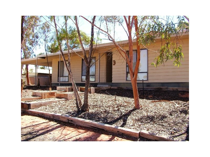 3 Alberrie Street, Roxby Downs SA 5725