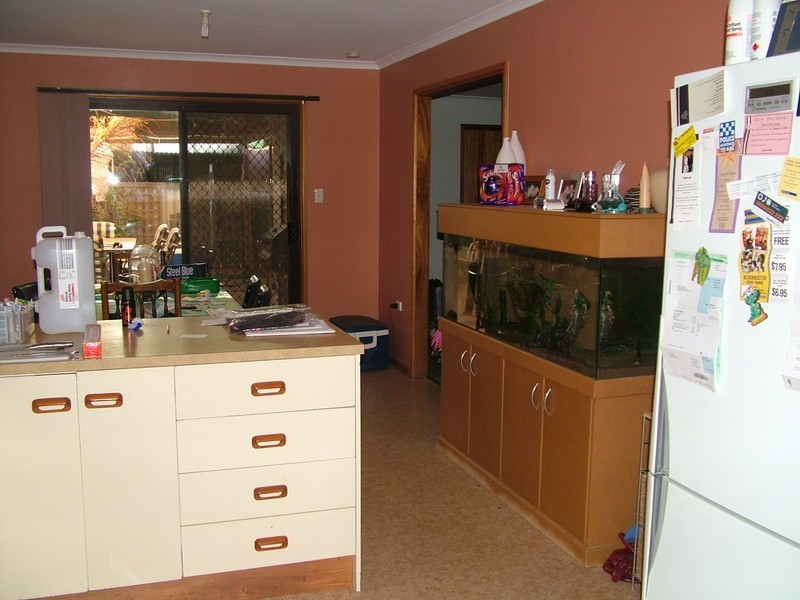 11 Kennerbery Cres, Roxby Downs SA 5725