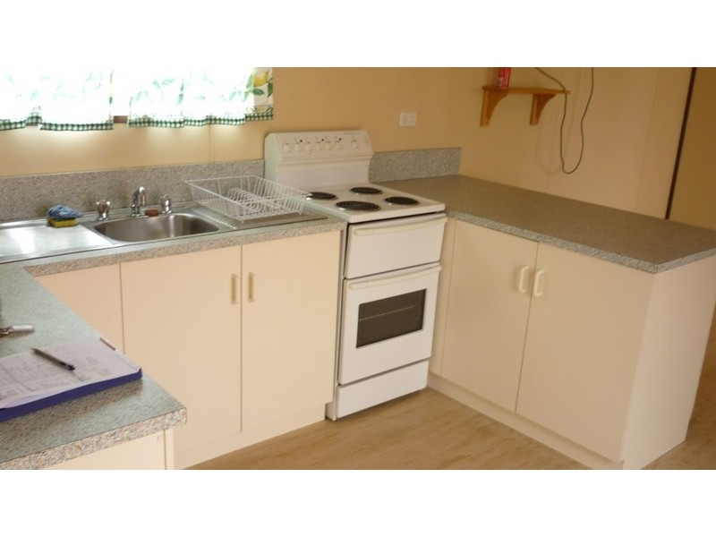 13 Acacia Cr, Myall Grove Caravan Park, Roxby Downs SA 5725