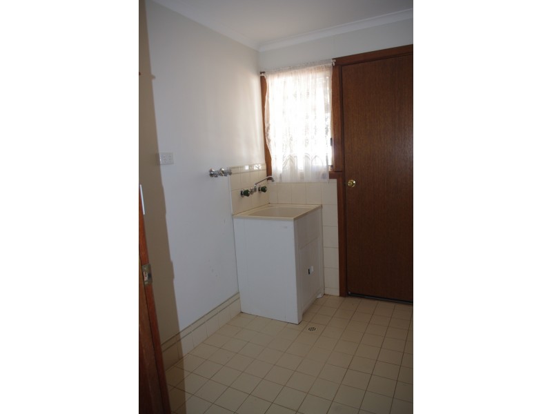 86 Axehead Road, Roxby Downs SA 5725