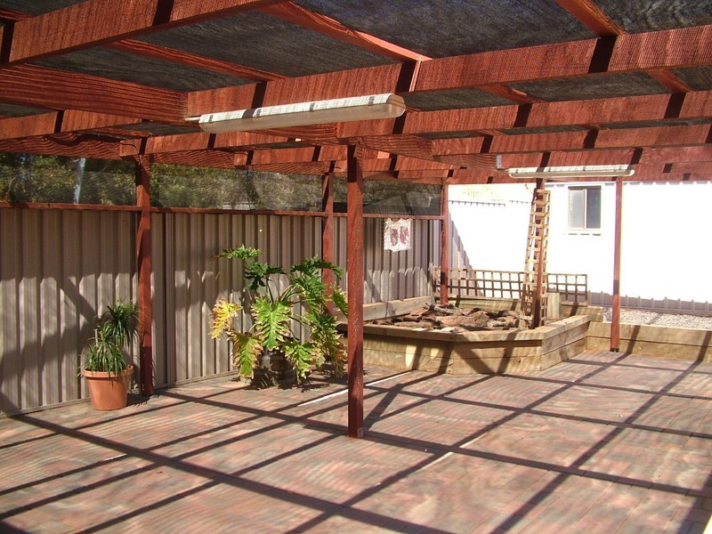 14 Pine Crescent, Roxby Downs SA 5725