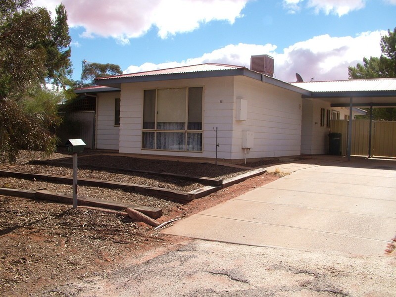 15 Hermit Street, Roxby Downs SA 5725