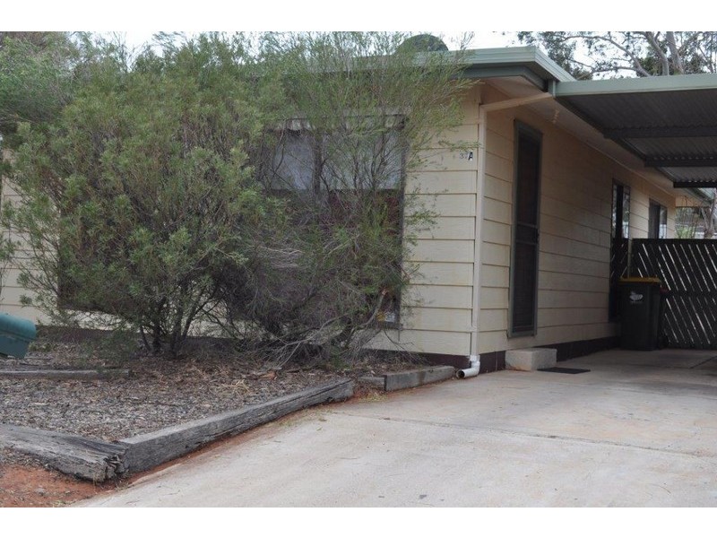 37B ARCOONA STREET, Roxby Downs SA 5725