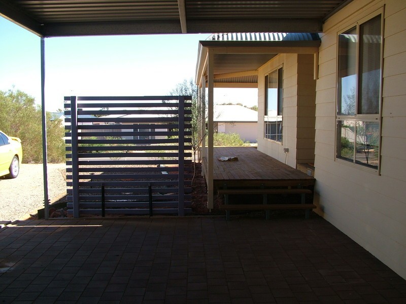 8 Maireana Circuit, Roxby Downs SA 5725