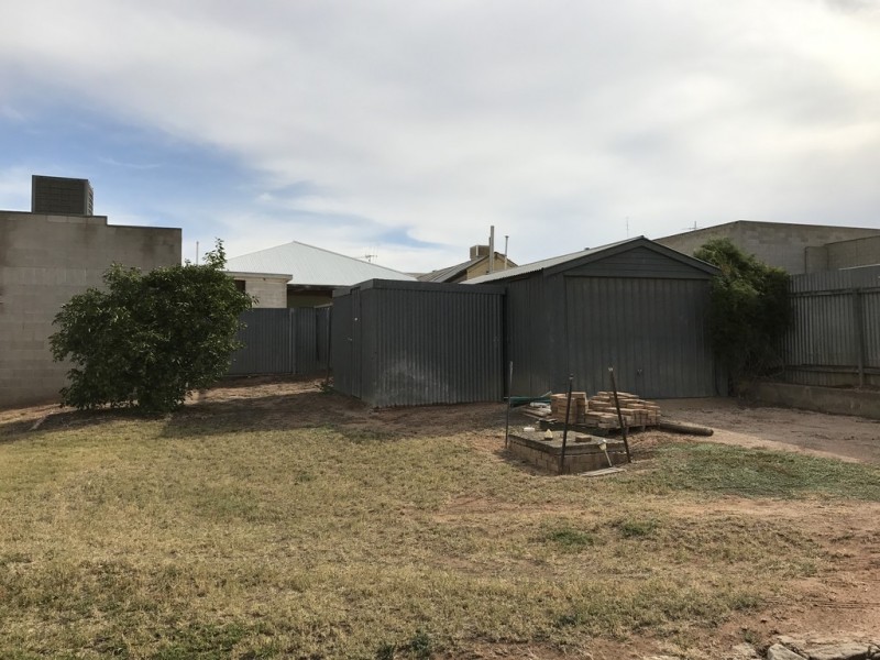 17 Vaughan Terrace, Berri SA 5343