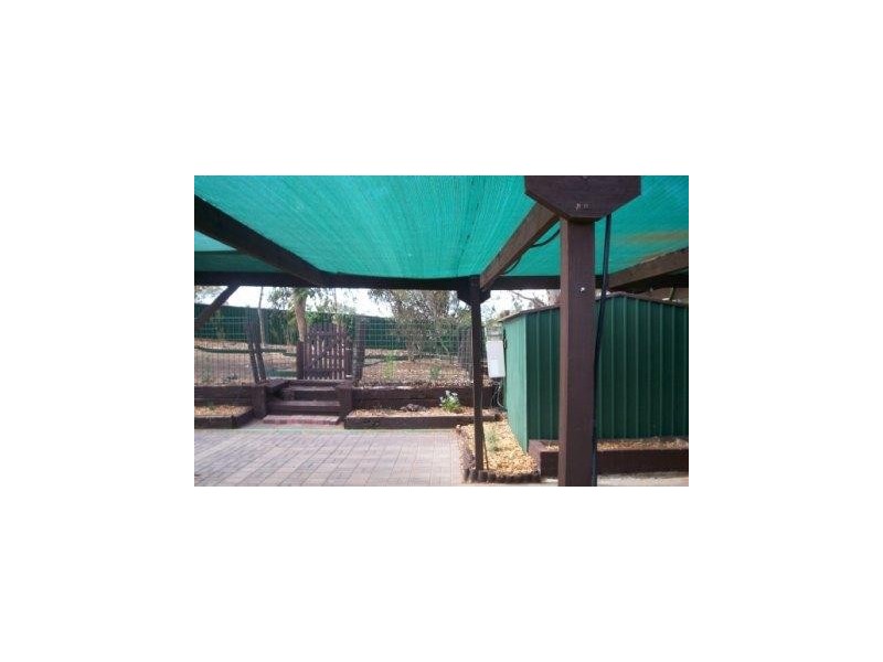 27 ARCOONA STREET, Roxby Downs SA 5725