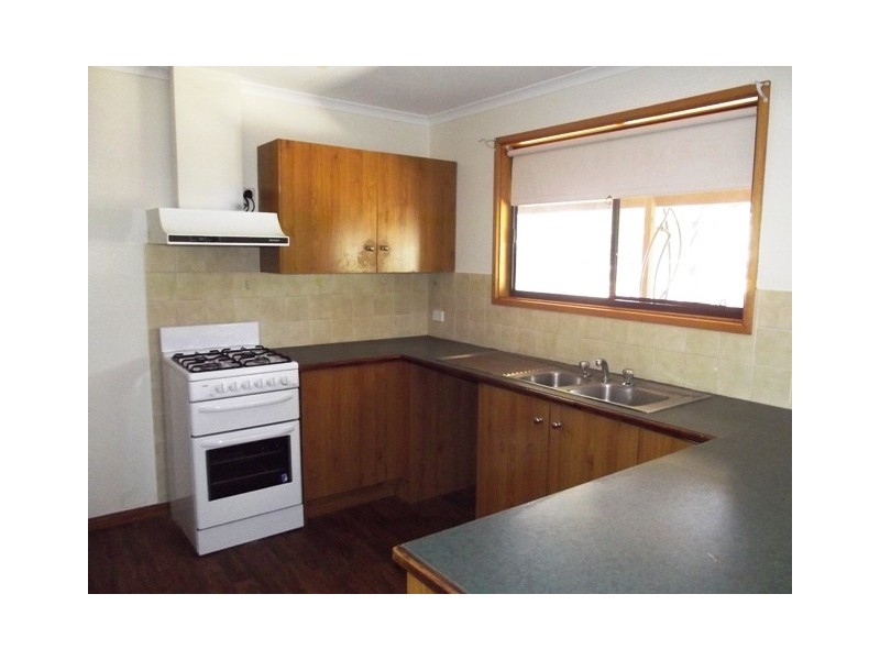 27 ARCOONA STREET, Roxby Downs SA 5725