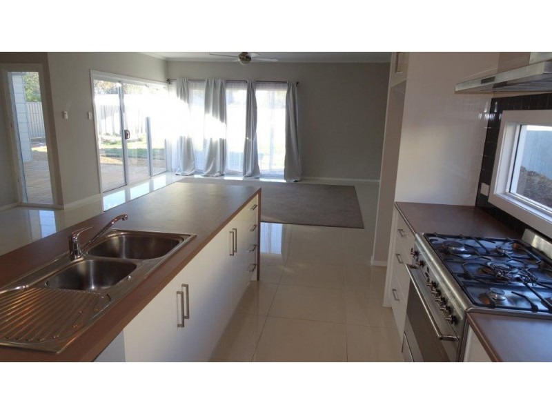 5 Timor Street, Loxton North SA 5333