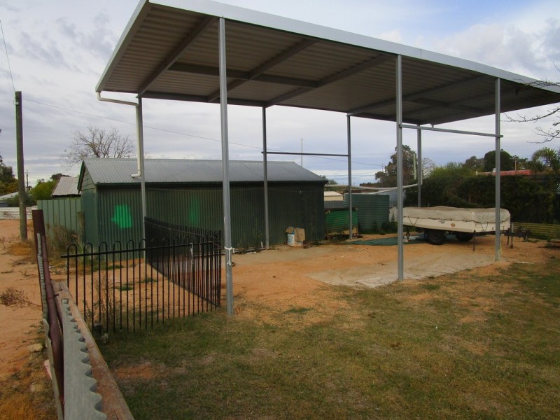 11 Bonnar Street, Barmera SA 5345