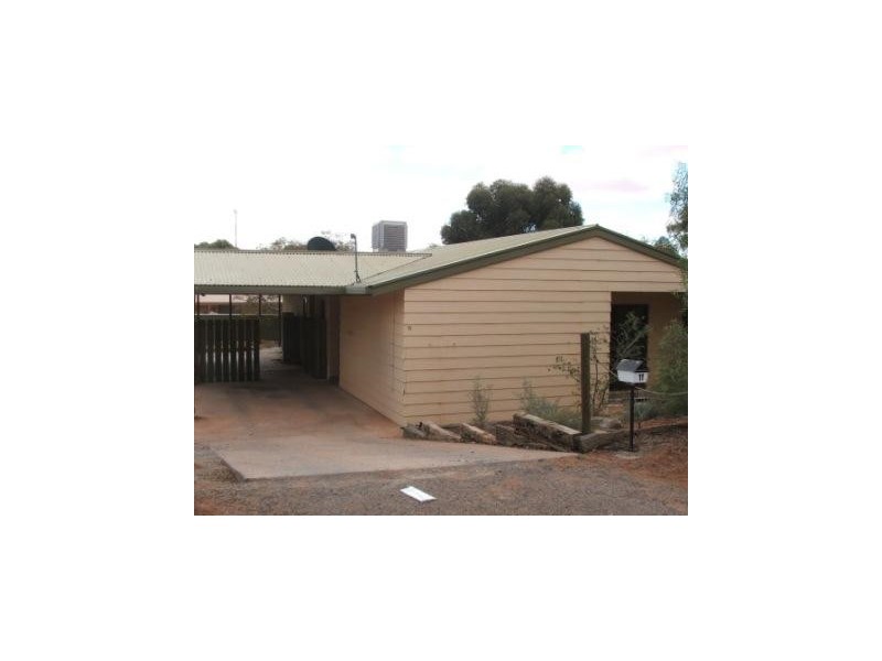 11 Bopeechee Street, Roxby Downs SA 5725