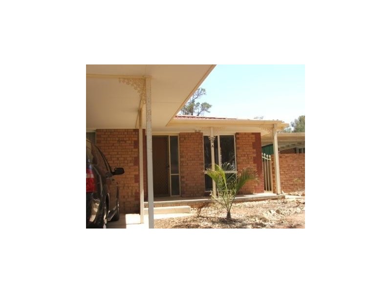 23a  Hermit Street, Roxby Downs SA 5725