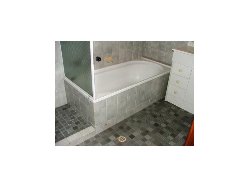 2/6 PHIBBS COURT, Roxby Downs SA 5725