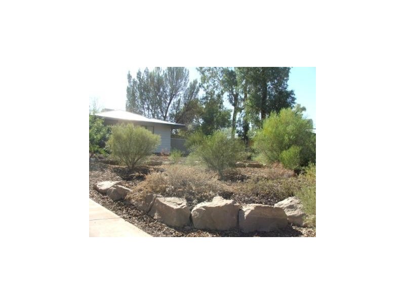 13 Blanche Street, Roxby Downs SA 5725