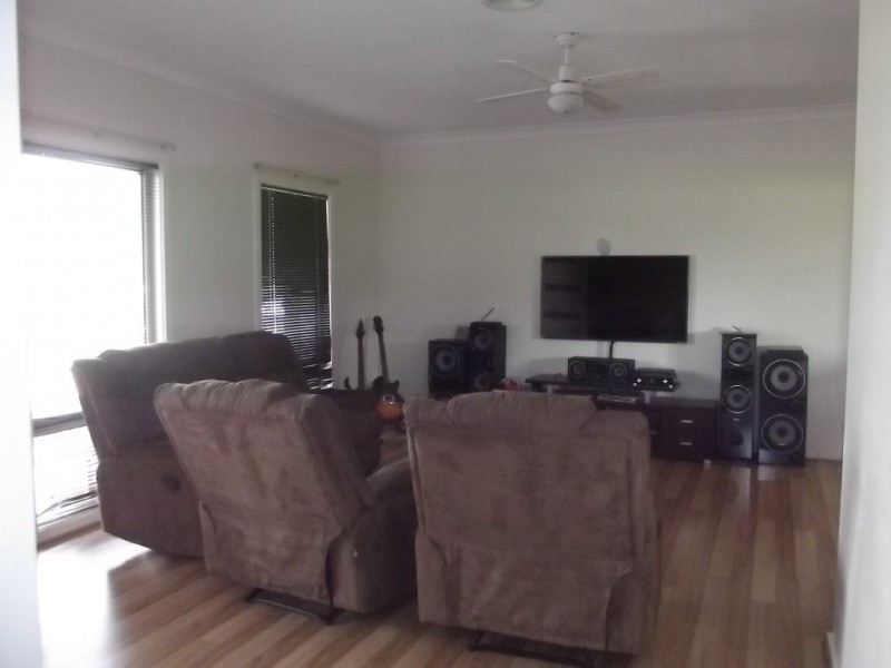 21 Swainsona Street, Roxby Downs SA 5725