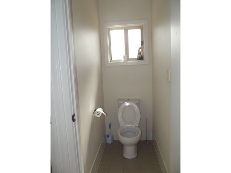 21 Swainsona Street, Roxby Downs SA 5725