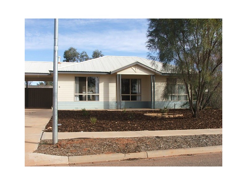 6 Pine Street, Roxby Downs SA 5725