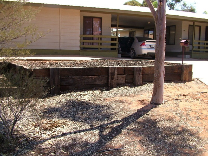 4a Alberrie Street, Roxby Downs SA 5725
