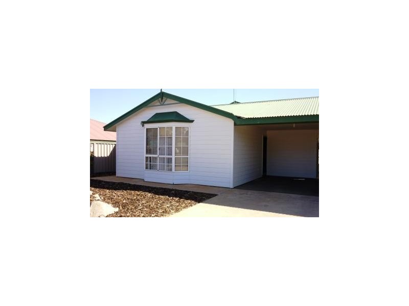 28A QUANDONG STREET, Roxby Downs SA 5725