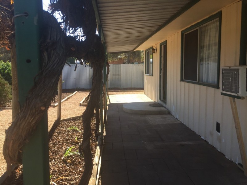 2 Murray Street, Paringa SA 5340