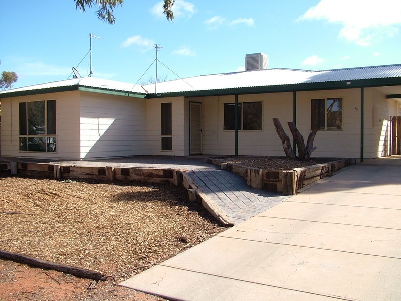 65 Pioneer Drive, Roxby Downs SA 5725