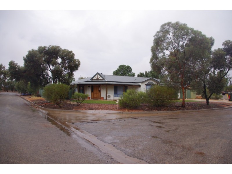 8 Cacatua Close, Roxby Downs SA 5725