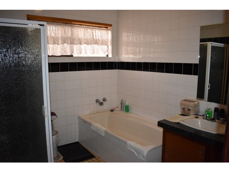 379 Ral Ral Avenue, Renmark SA 5341