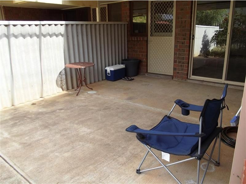 4/6  Phibbs Court, Roxby Downs SA 5725