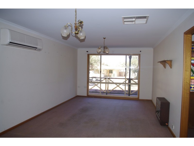 17 Hermit Street, Roxby Downs SA 5725