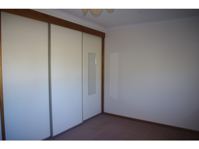 17 Hermit Street, Roxby Downs SA 5725